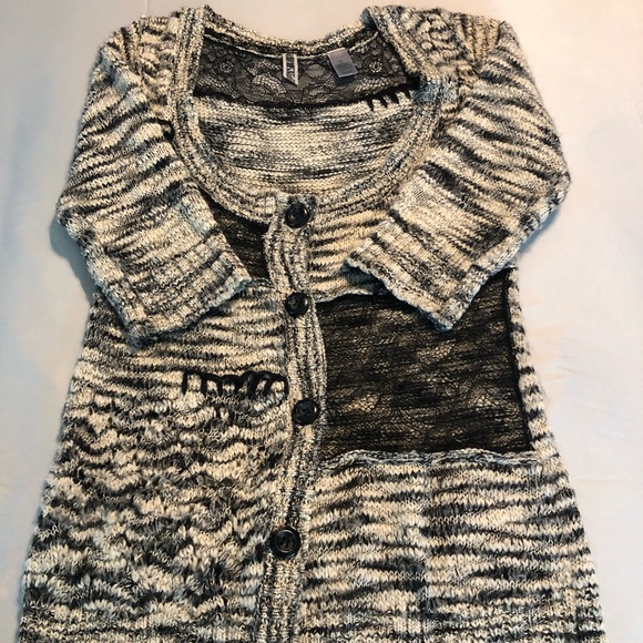 BKE Sweaters - BKE Black/Ivory Sweater BKE Sweaters - BKE Black/Ivory Sweater